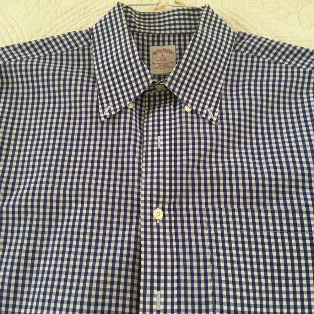 Brooks Brothers Short Sleeve Button Down Large